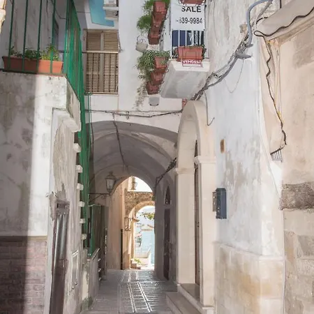Apartment Vieste, Old Town & Charme Studio By Bestlocated *